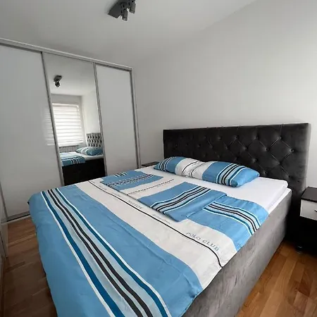 3room Deluxe アパート