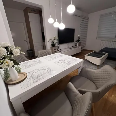 3room Deluxe Apartment